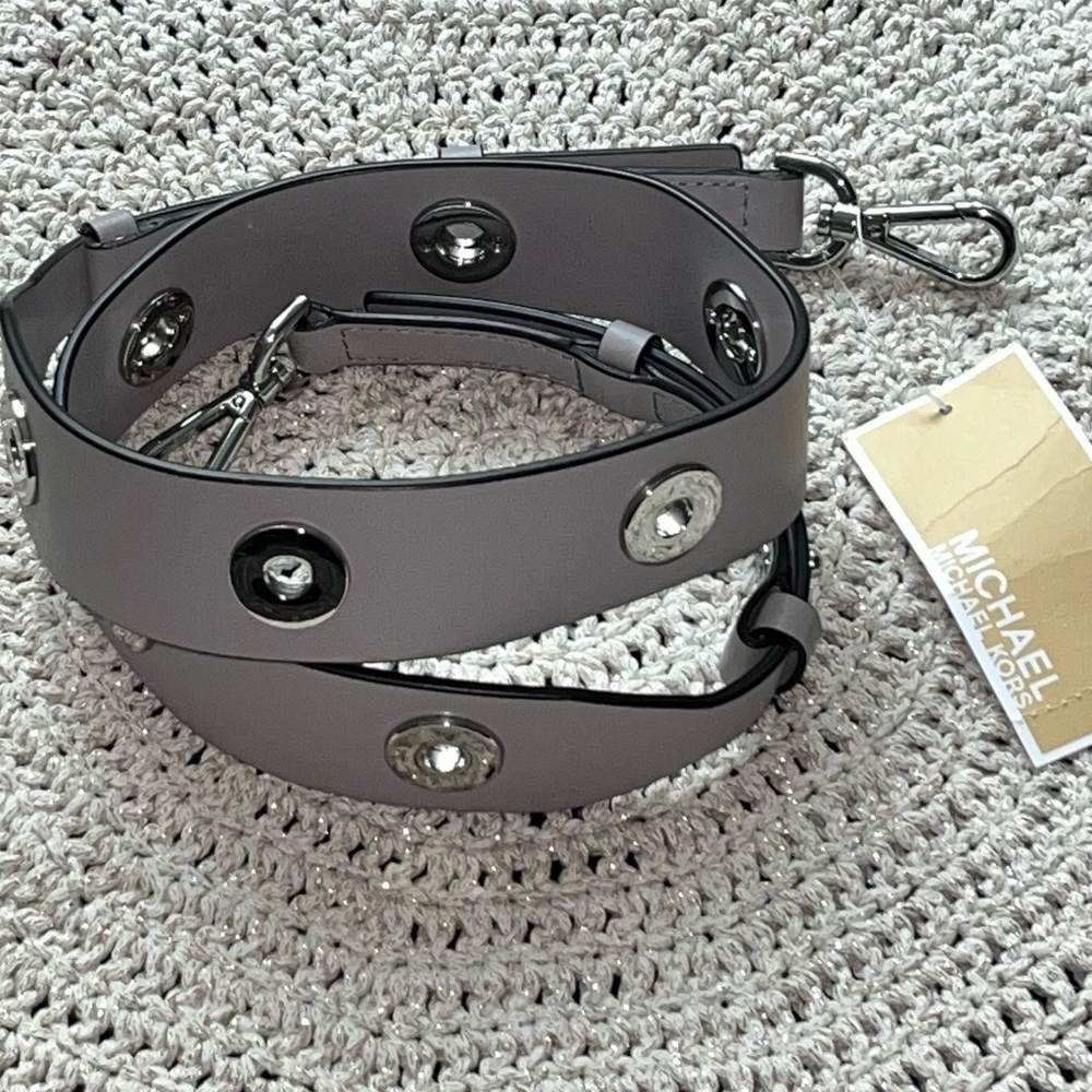 Michael Kors Leather Guitar Strap in Pearl Gray w/Pin Grommets